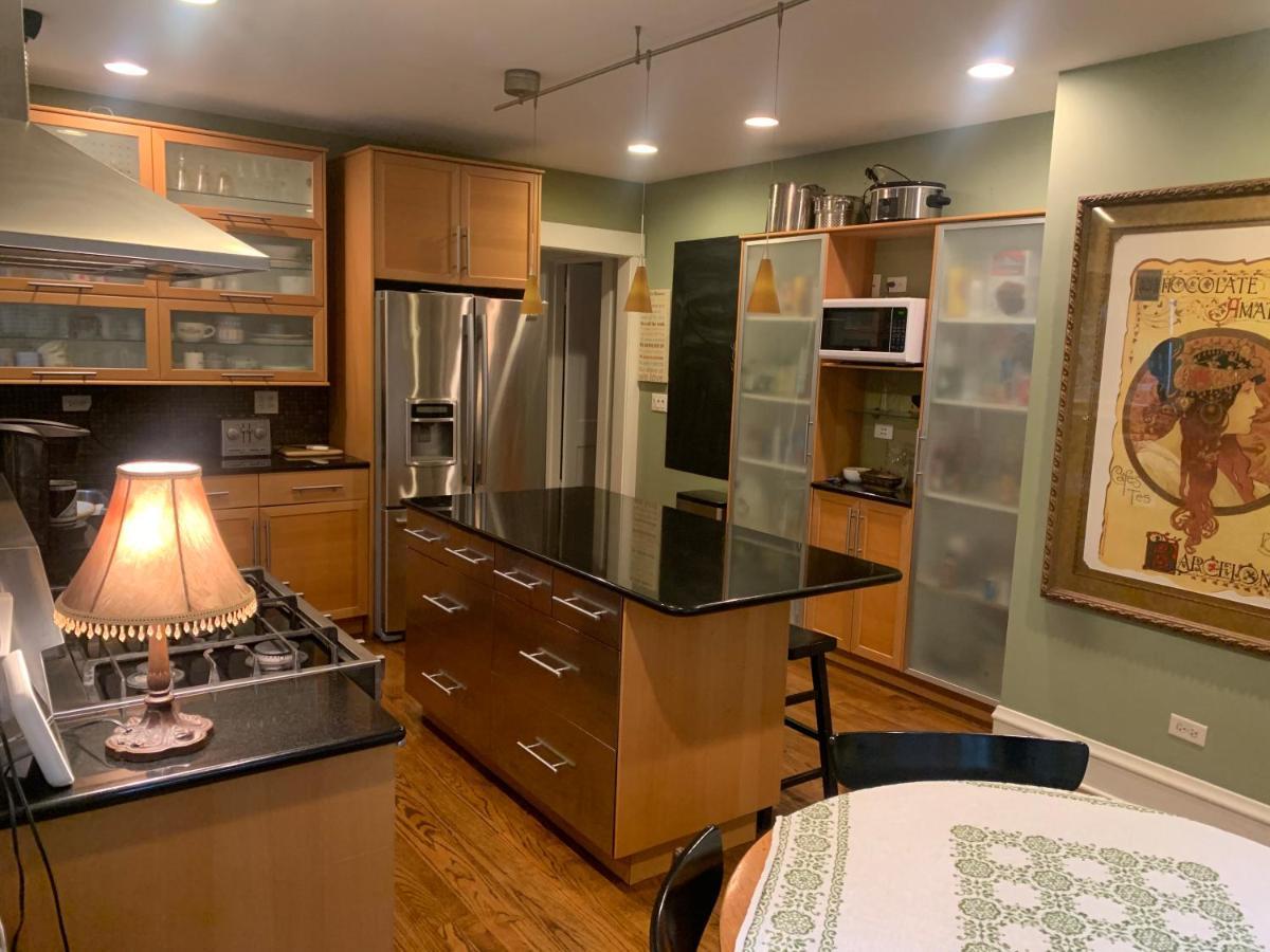 Oak Park Beauties - Tree Lined Streets - Walkable Exterior foto