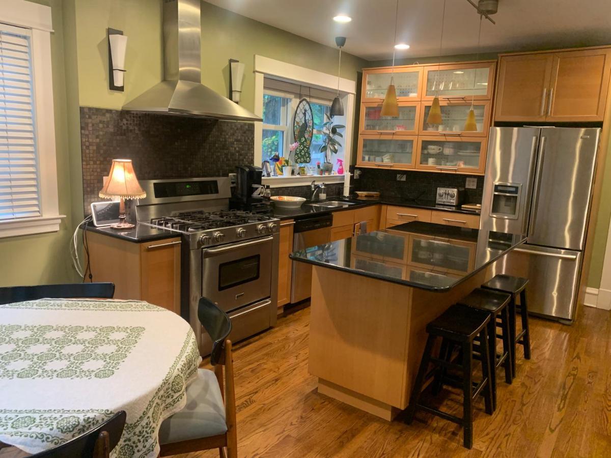 Oak Park Beauties - Tree Lined Streets - Walkable Exterior foto